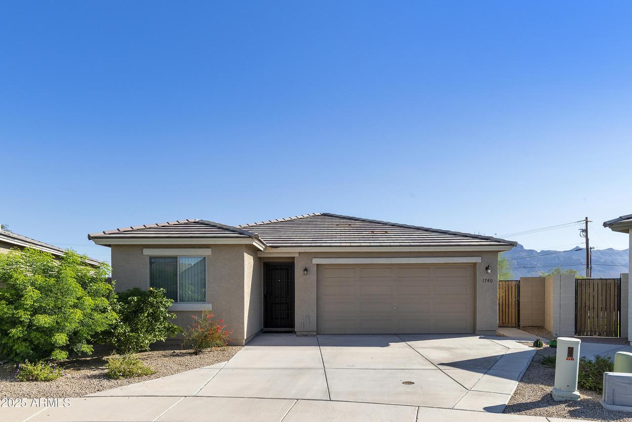 1740 E 16th Ave., Apache Junction, AZ 85119