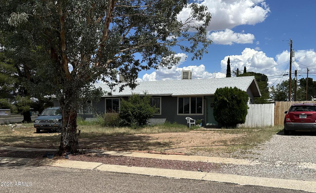 565 Graham Dr., Sierra Vista, AZ 85635