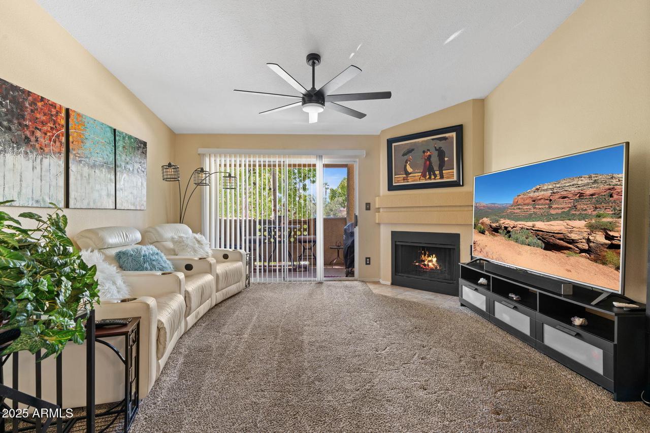 1880 E Morten Ave. #221, Phoenix, AZ 85020