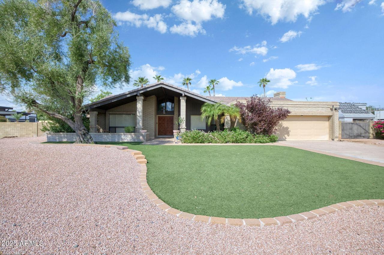 12070 N 76th Pl., Scottsdale, AZ 85260