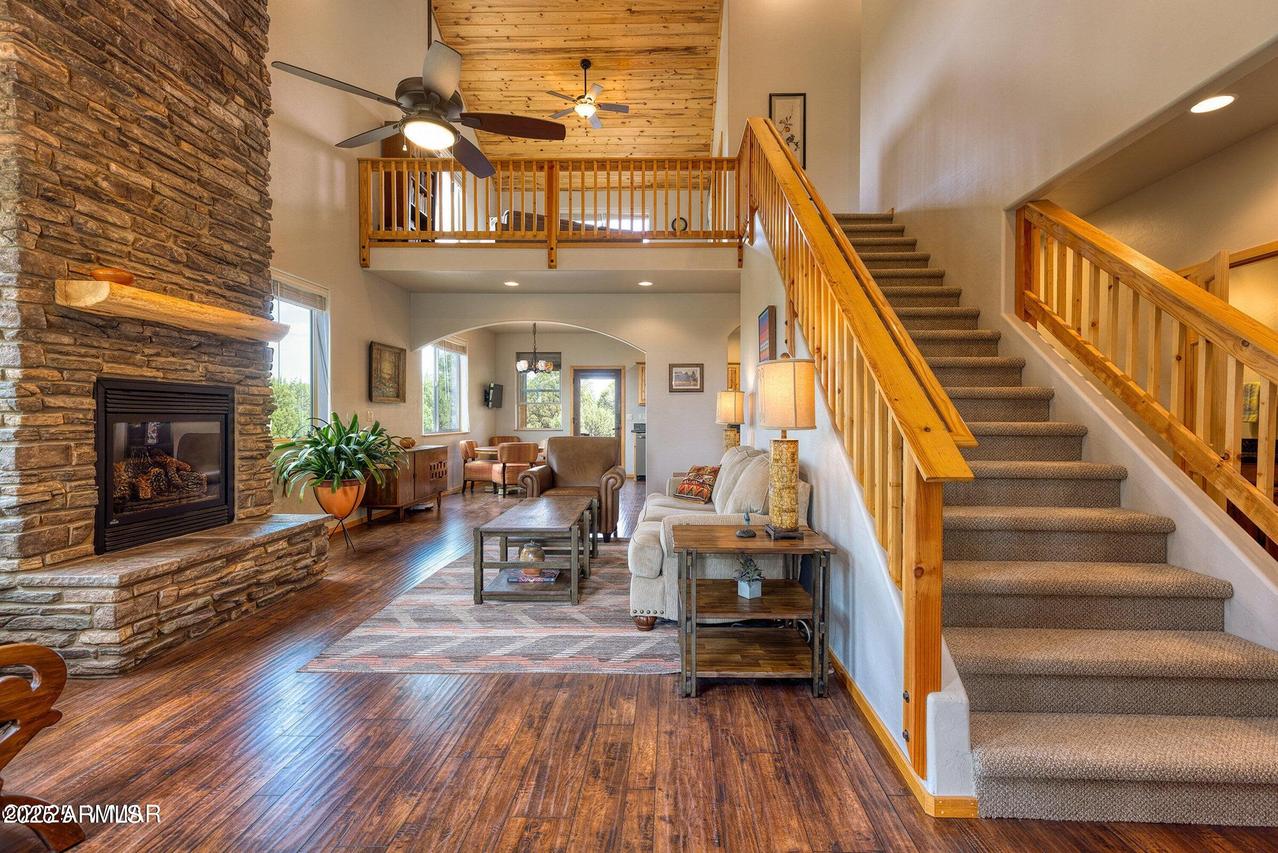 2220 E Rock Garden Ln., Show Low, AZ 85901