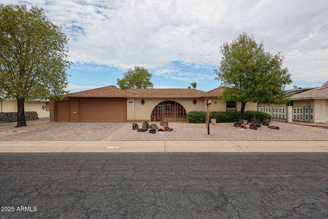 10722 W Tropicana Cir., Sun City, AZ 85351