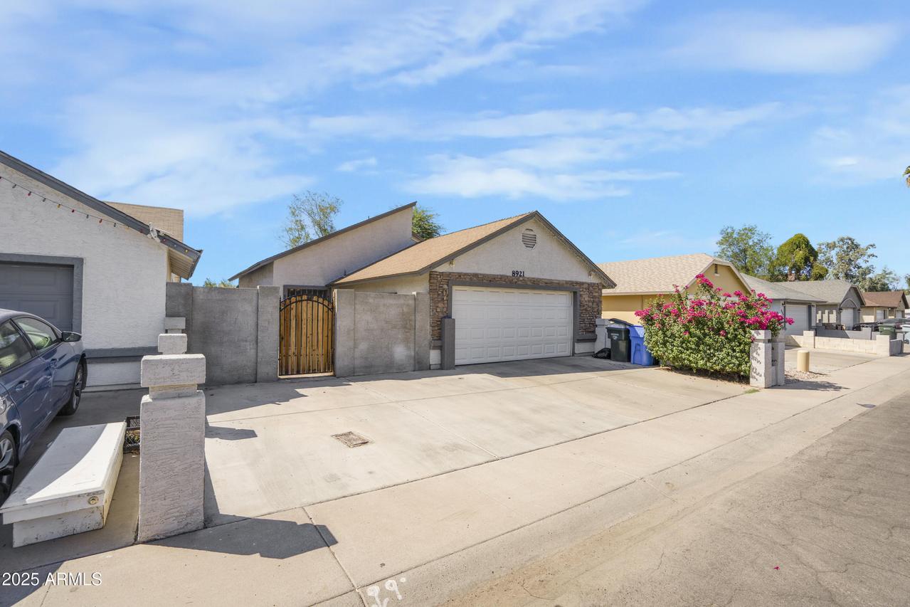 8921 W Fairmount Ave., Phoenix, AZ 85037