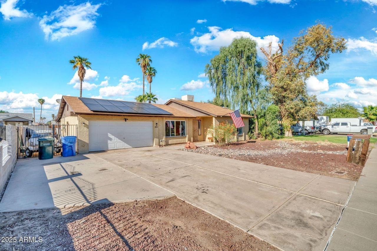 8822 W Whitton Ave., Phoenix, AZ 85037