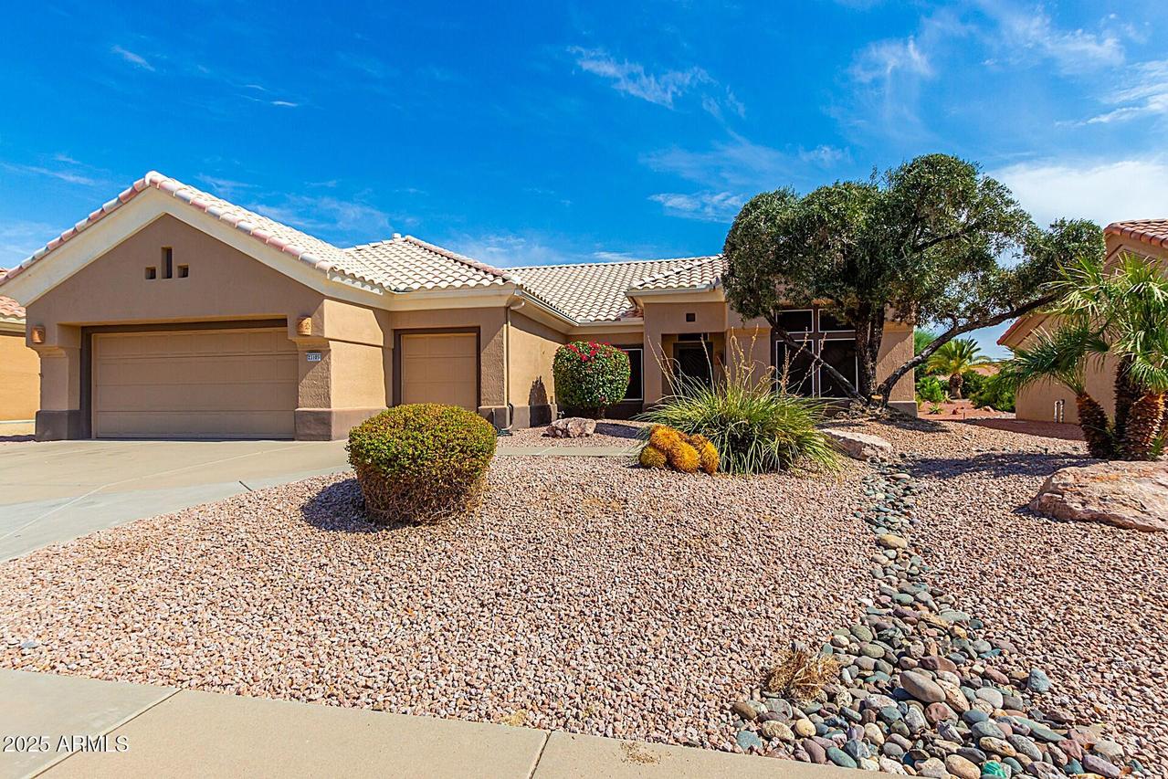 23105 N Drifter Way, Sun City West, AZ 85375
