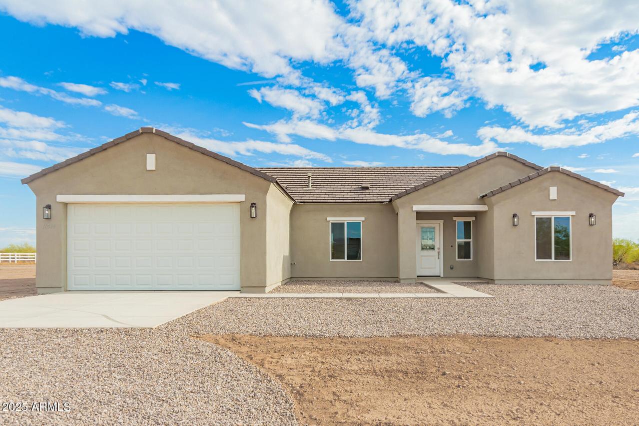 10599 E Kristen Ln., San Tan Valley, AZ 85143