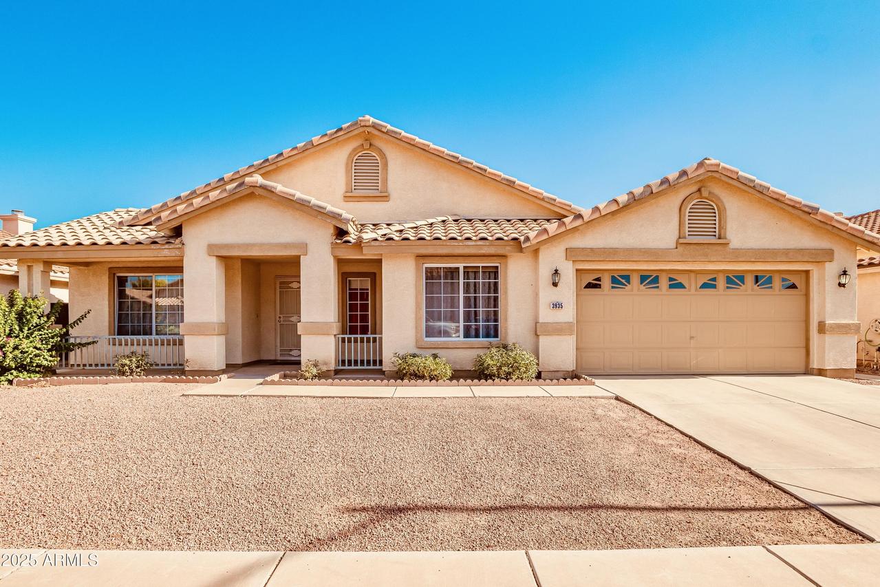 3935 W Charter Oak Rd., Phoenix, AZ 85029