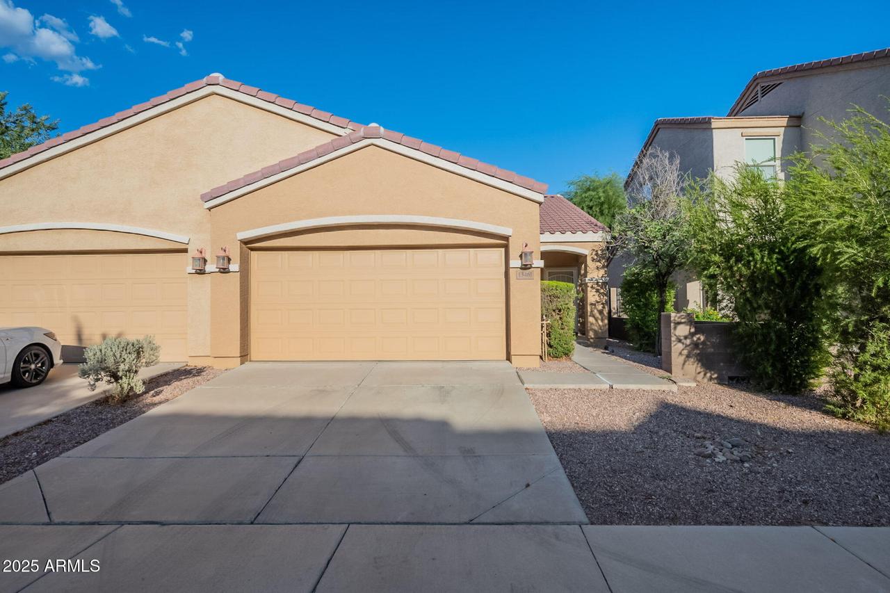 13461 N 87th Dr., Peoria, AZ 85381