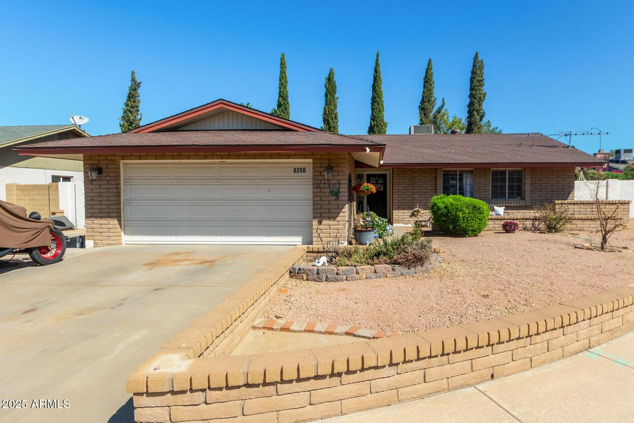 6250 E Grandview Cir., Mesa, AZ 85205