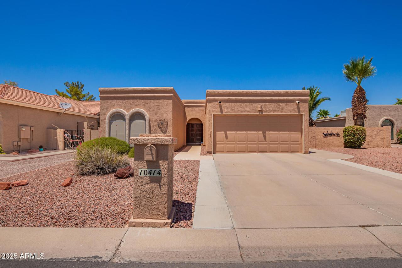 10414 E Watford Way, Sun Lakes, AZ 85248