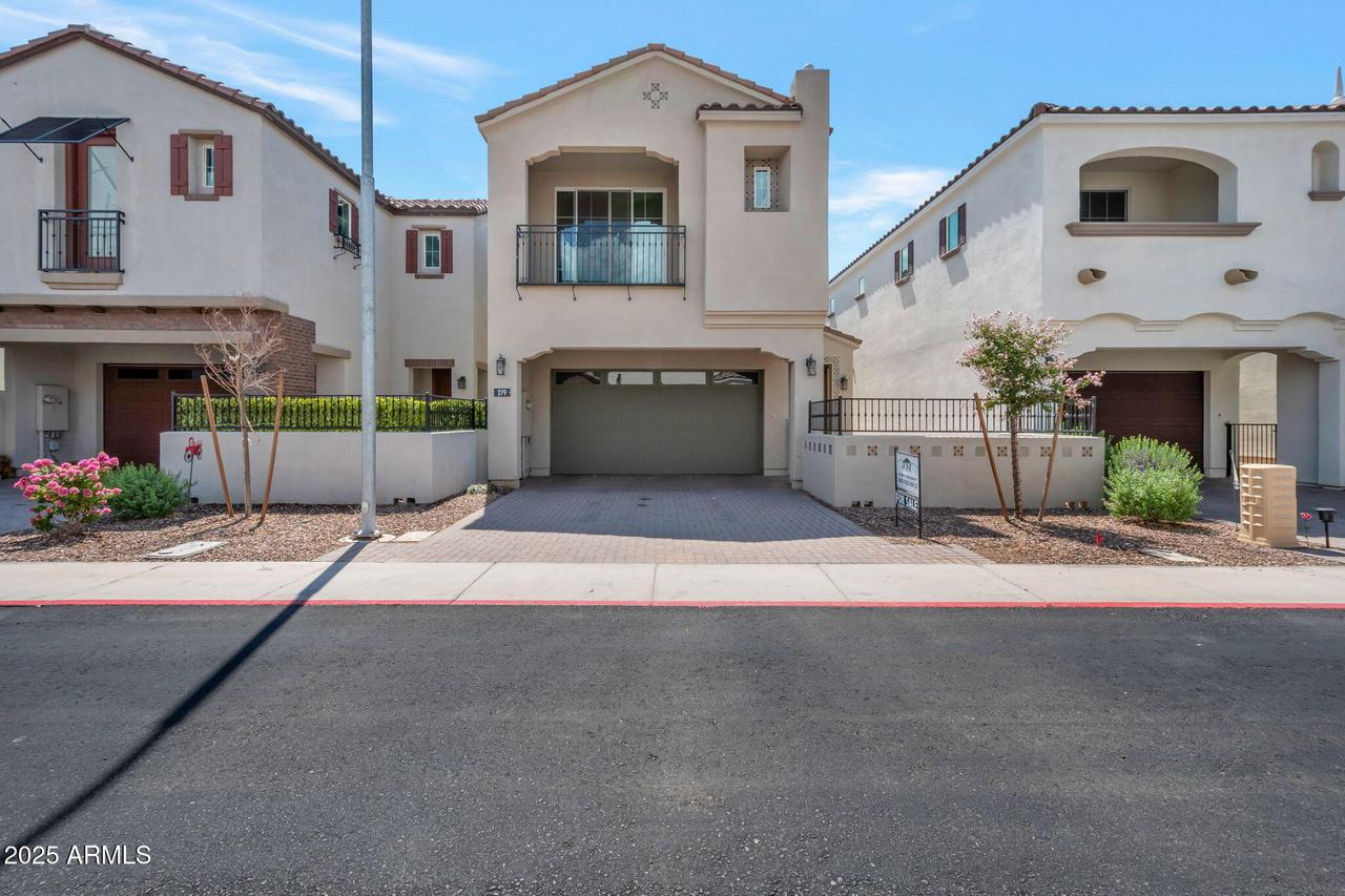 279 E Markwood Dr., Chandler, AZ 85286