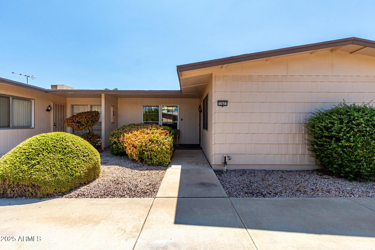 17421 N Boswell Blvd., Sun City, AZ 85373