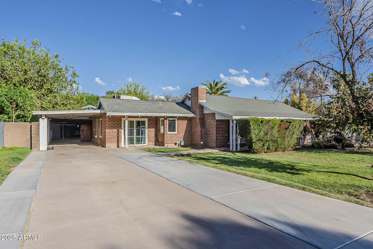 2813 N 21st St., Phoenix, AZ 85006