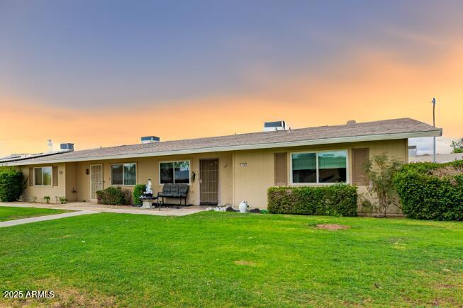 11122 W Desert Butte Dr., Sun City, AZ 85351