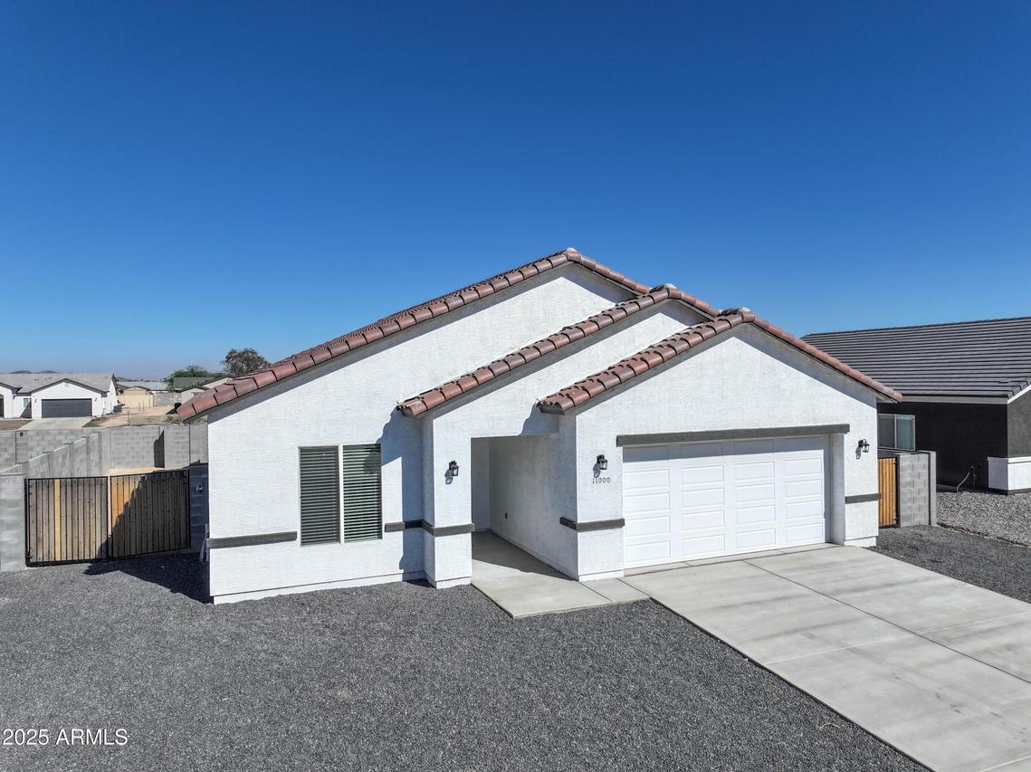 11000 W Cove Dr., Arizona City, AZ 85123