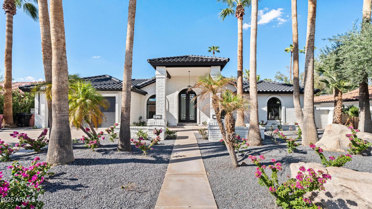 7724 E Charter Oak Rd., Scottsdale, AZ 85260