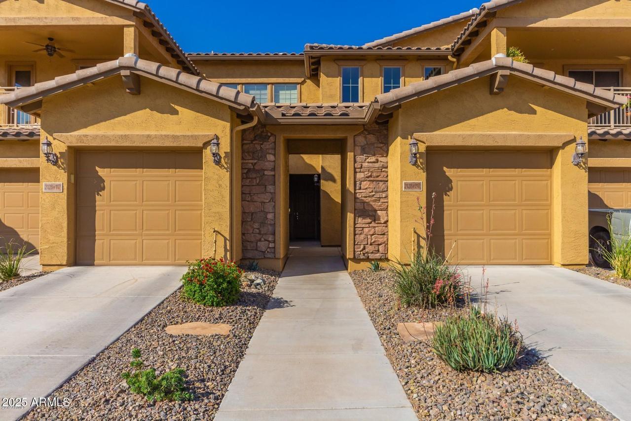 2128 W Tallgrass Tr. #217, Phoenix, AZ 85085