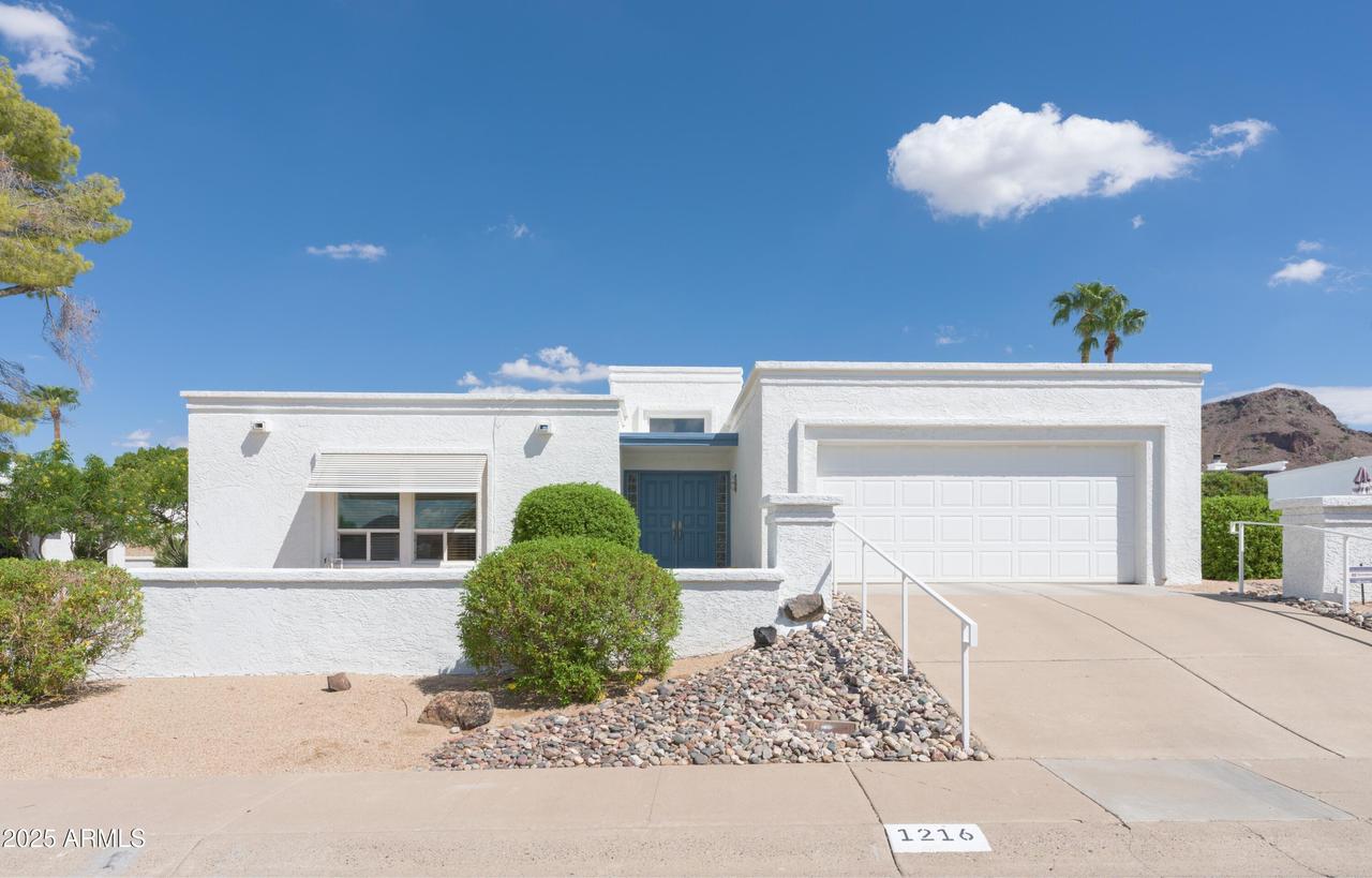 1216 E Winged Foot Rd., Phoenix, AZ 85022
