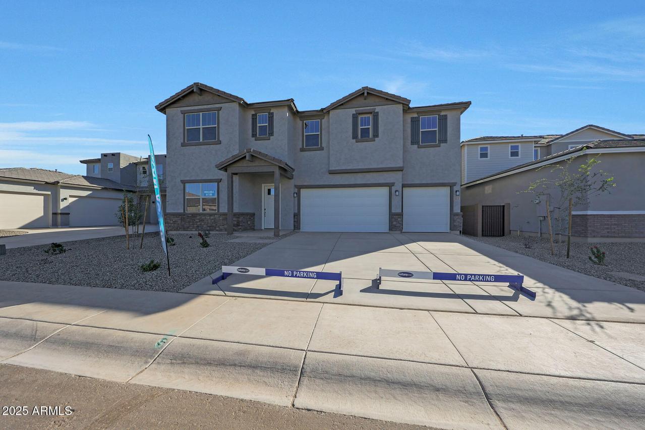333 W Flax Dr., San Tan Valley, AZ 85140