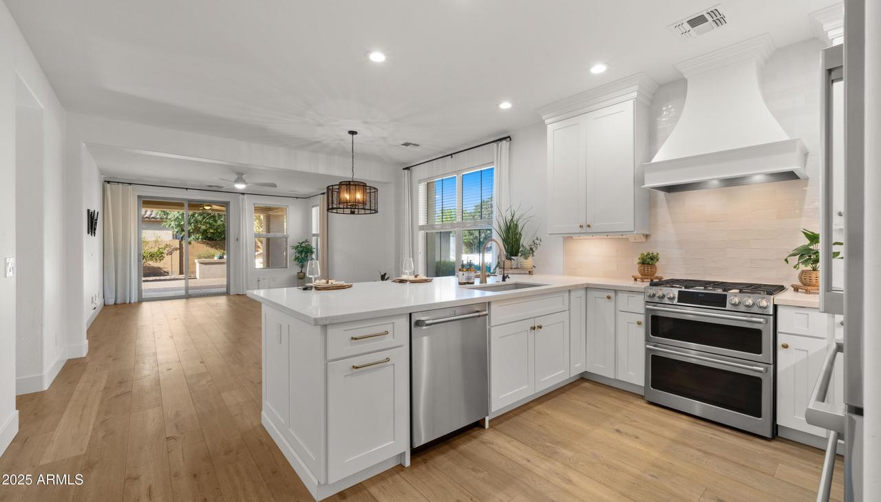 10362 E Sable Ave., Mesa, AZ 85212