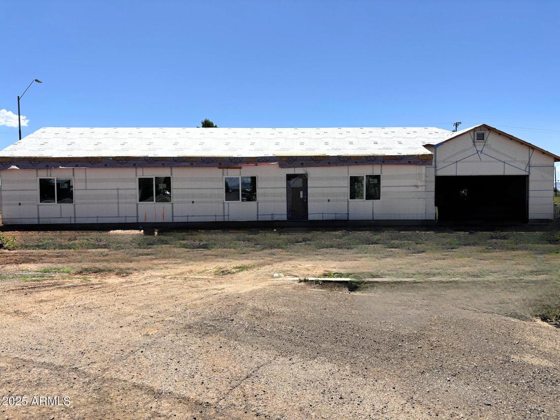 4000 N Santa Fe Ave., Douglas, AZ 85607