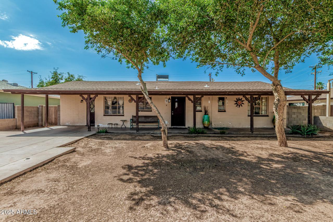3237 W Turney Ave., Phoenix, AZ 85017