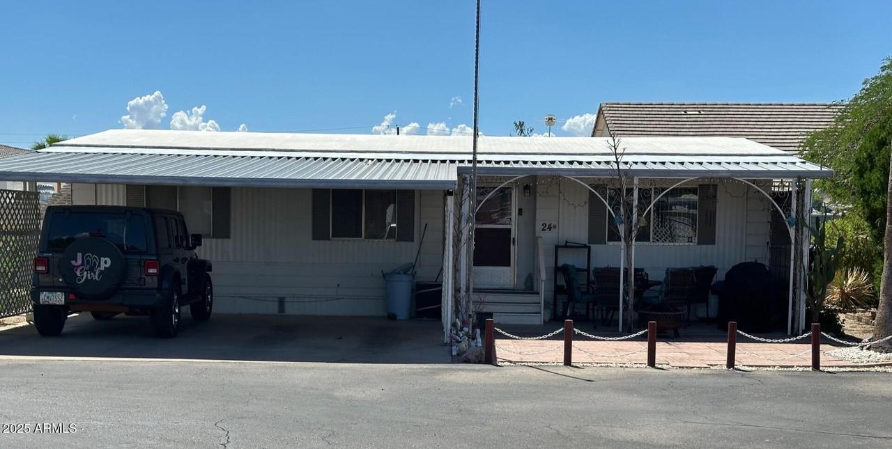 318 S Crismon Rd. #24, Mesa, AZ 85208