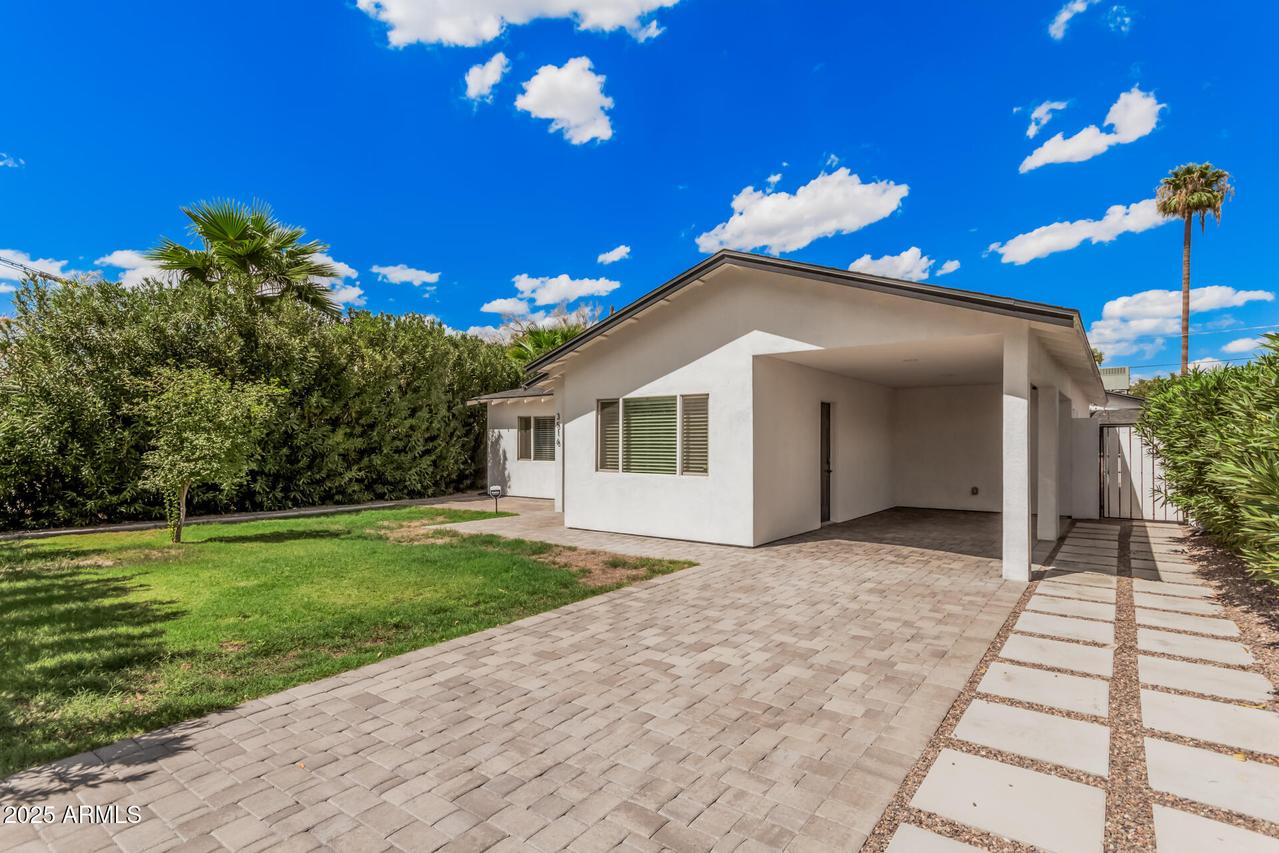 3516 E Earll Dr., Phoenix, AZ 85018