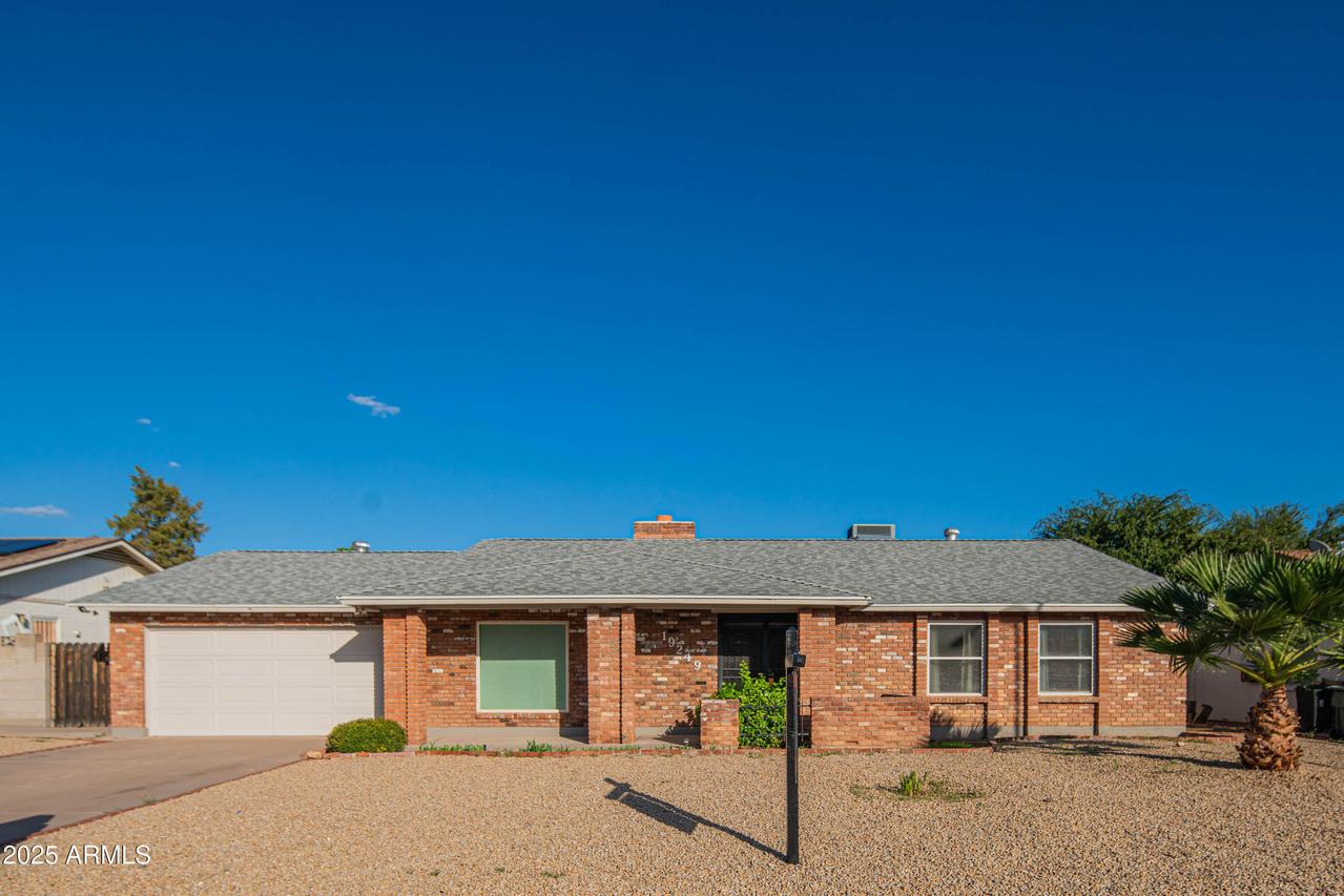 19249 N 23rd Ave., Phoenix, AZ 85027