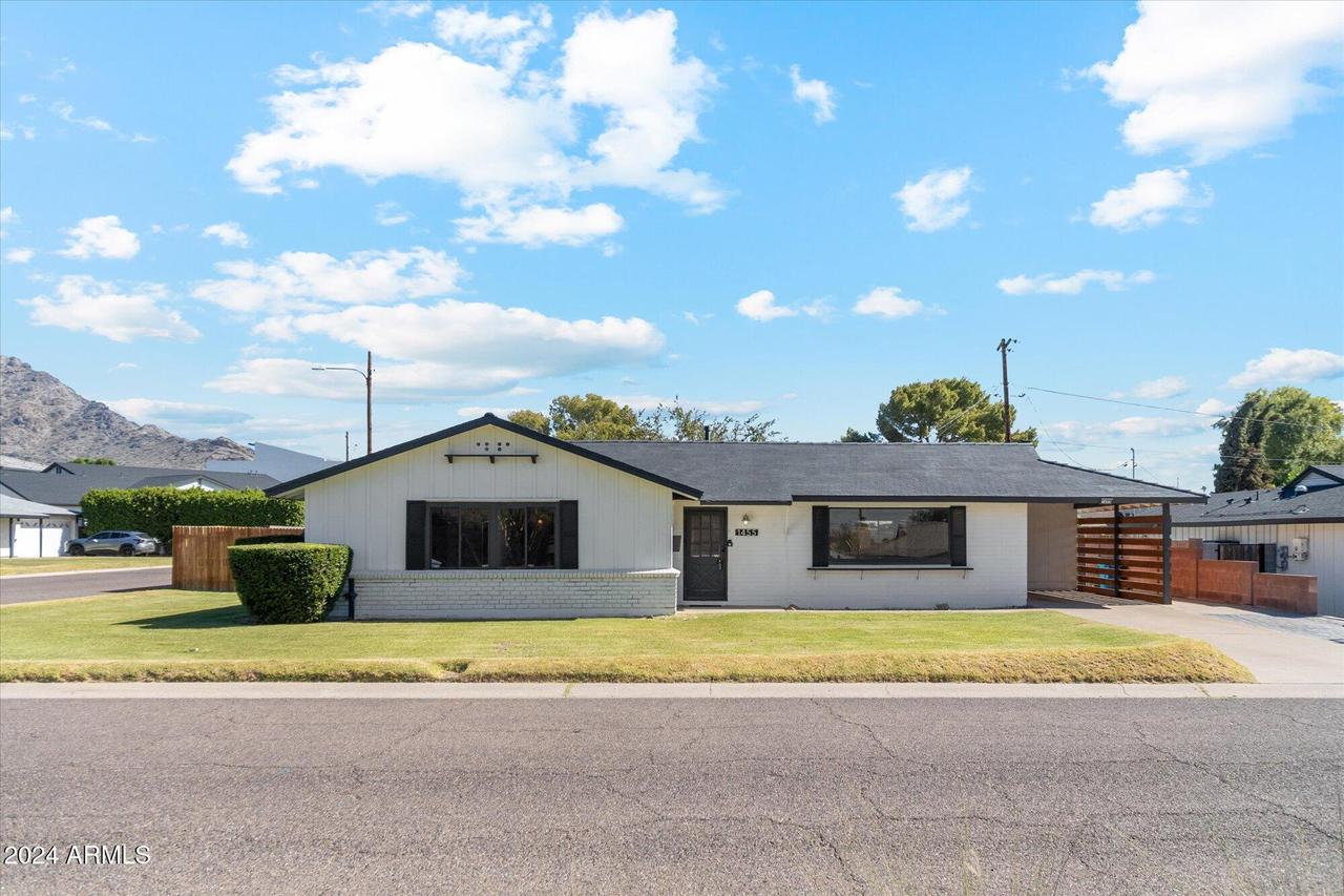 1455 E Tuckey Ln., Phoenix, AZ 85014