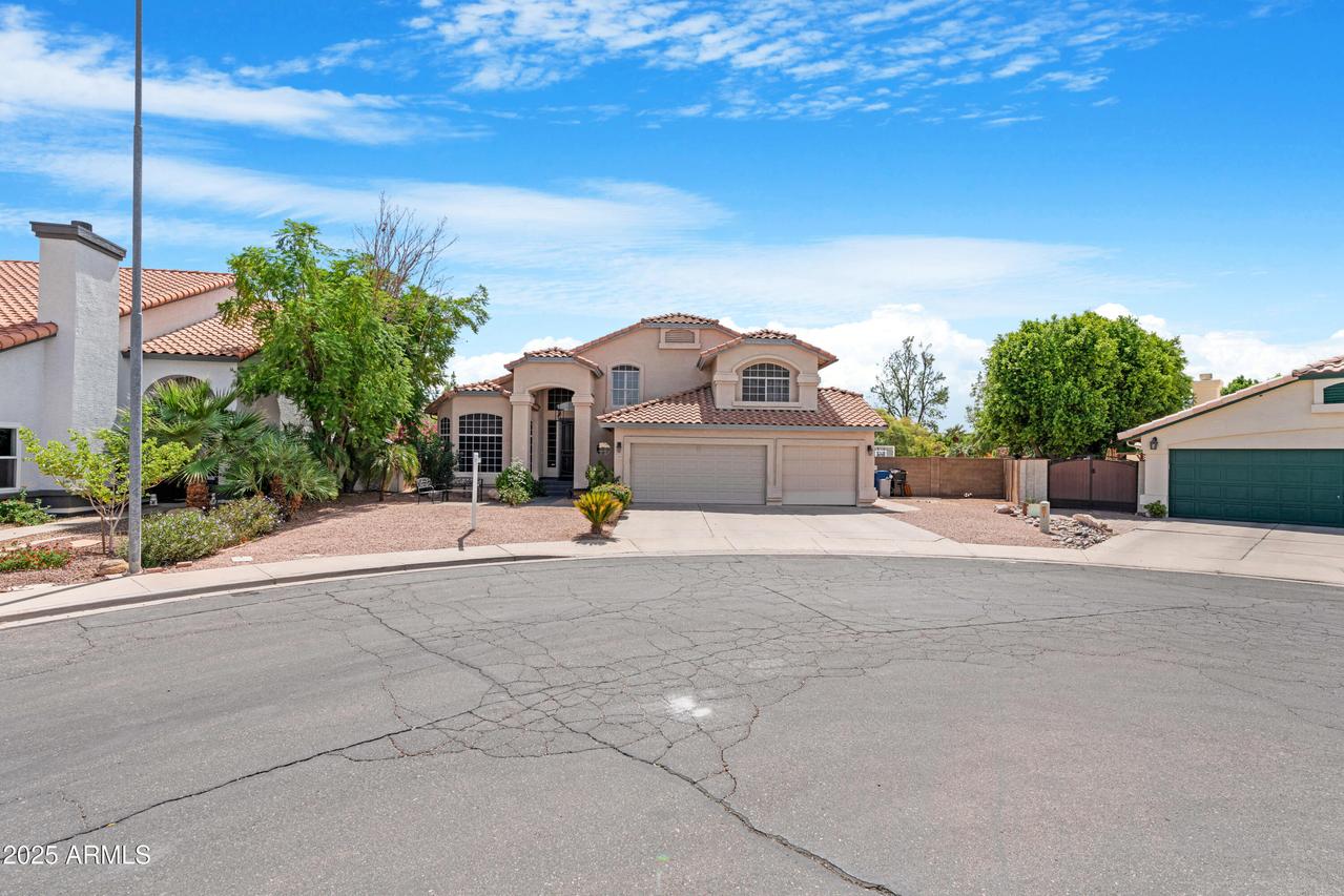 727 W Mendoza Cir., Mesa, AZ 85210