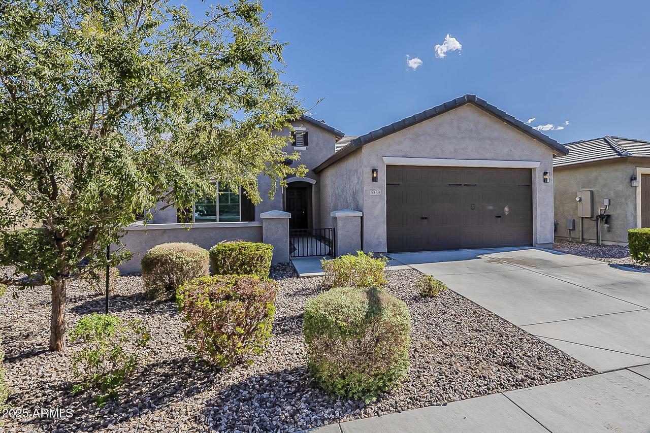 5439 W Saratoga Way, Florence, AZ 85132