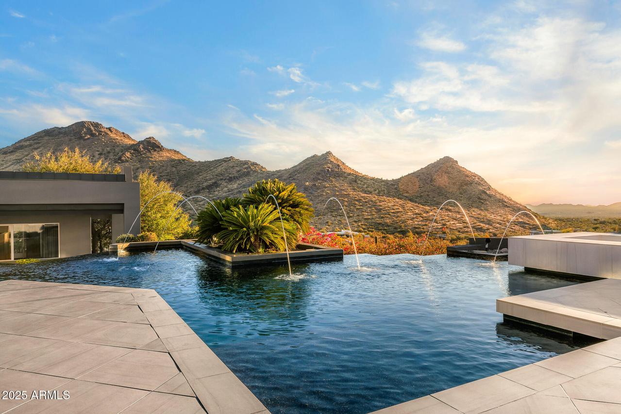 10324 E Calle De Las Brisas, Scottsdale, AZ 85255