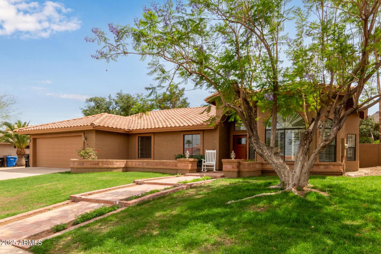 15430 N 19th Way, Phoenix, AZ 85022