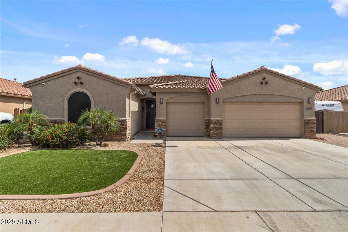 10033 W Jessie Ln., Peoria, AZ 85383