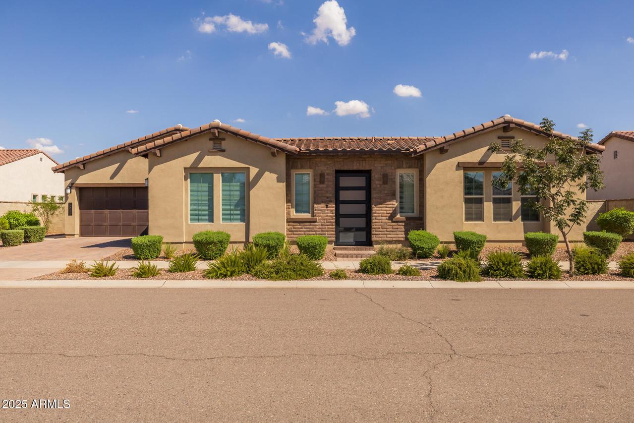 5451 S Benton, Mesa, AZ 85212