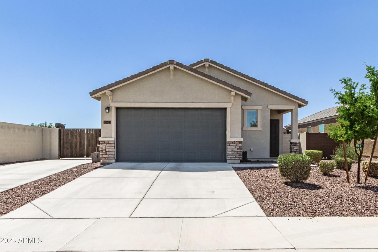 3679 E Archer Dr., San Tan Valley, AZ 85140