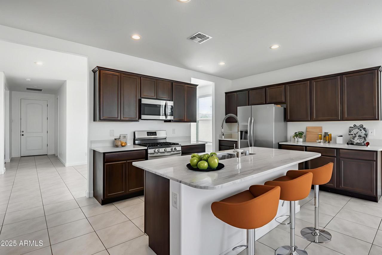 939 W Angus Rd., San Tan Valley, AZ 85143