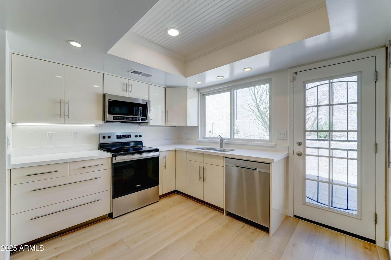 1658 N Sierra Vista Dr., Tempe, AZ 85288