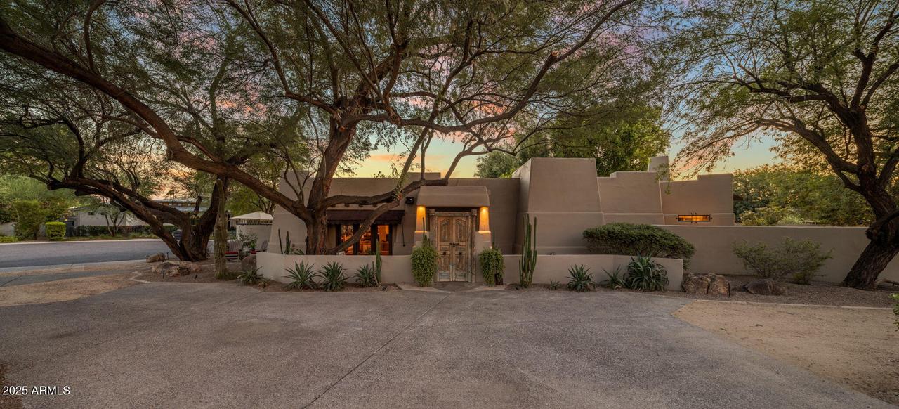 3523 E Oregon Ave., Phoenix, AZ 85018