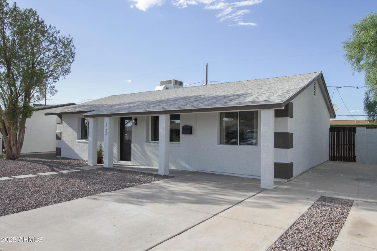 2132 W Poinsettia Dr., Phoenix, AZ 85029