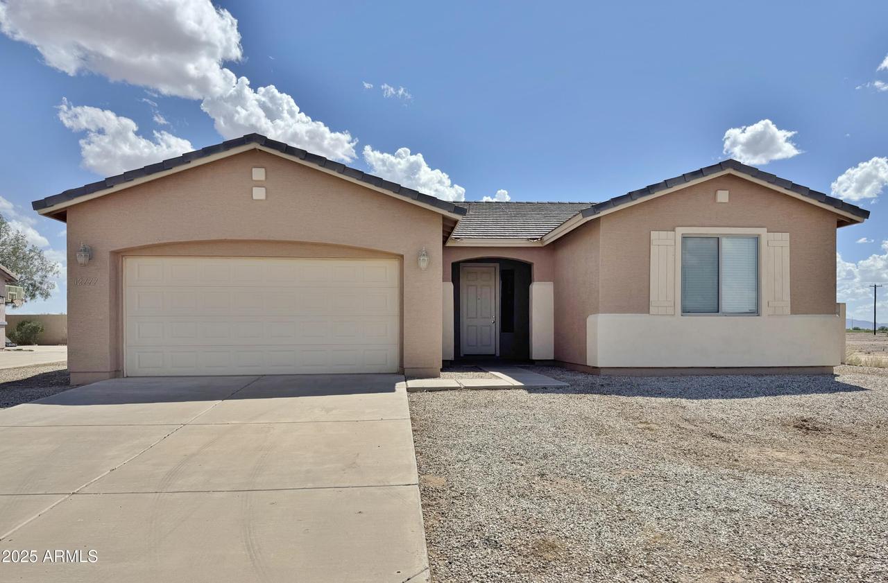 12777 W Diaz Dr., Arizona City, AZ 85123