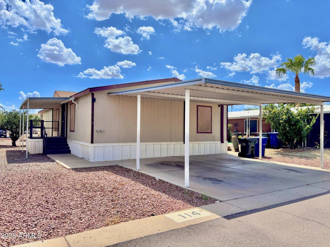12721 W Greenway Rd. #114, El Mirage, AZ 85335