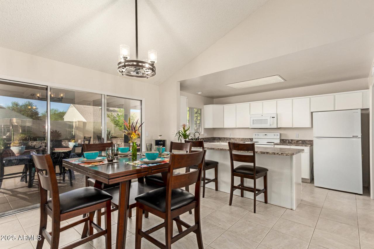 4614 W Kimberly Way, Glendale, AZ 85308