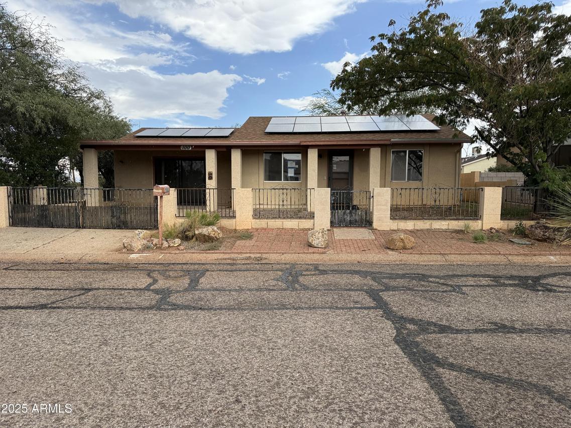 100 Arrowhead Dr., Huachuca City, AZ 85616