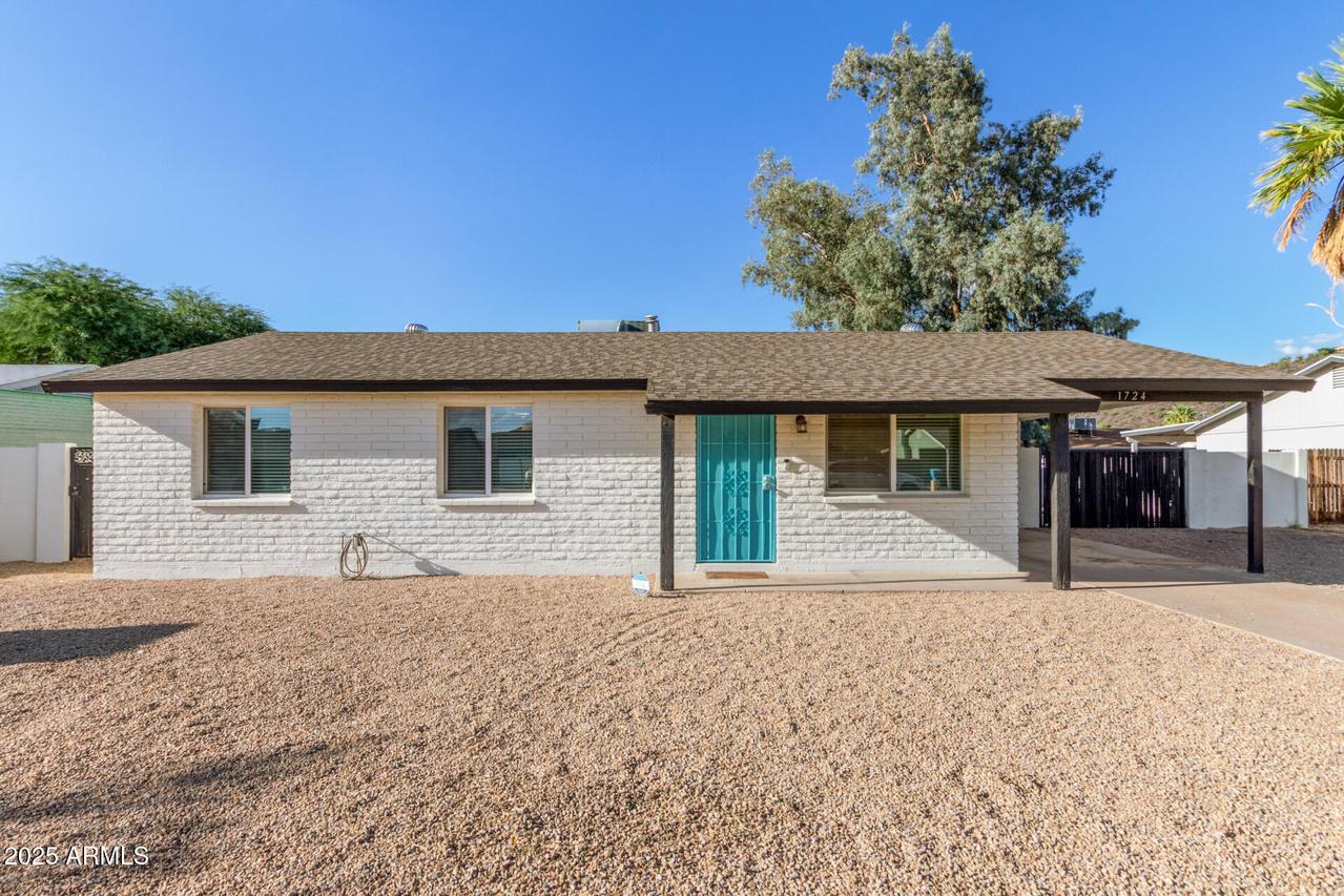 1724 W Voltaire Ave., Phoenix, AZ 85029