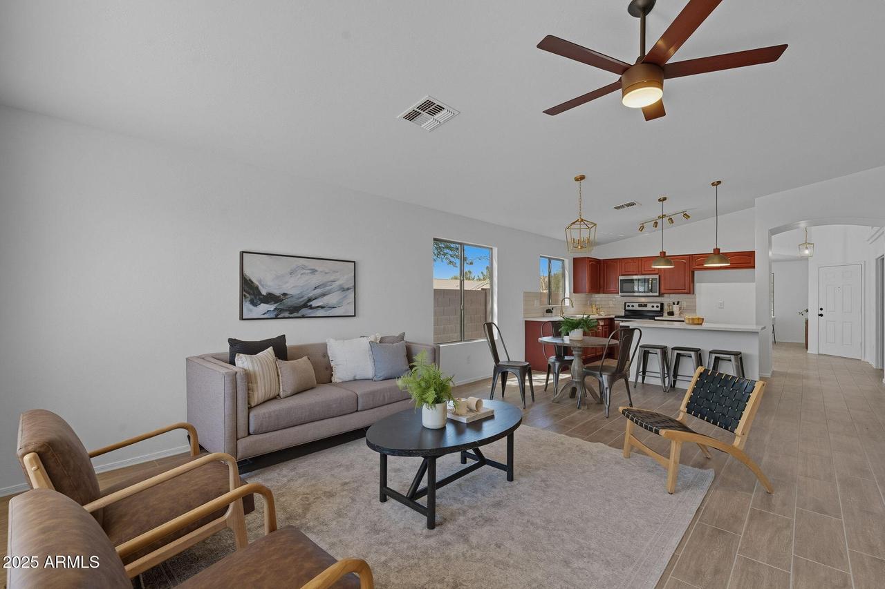 2148 N Santiana Pl., Casa Grande, AZ 85122
