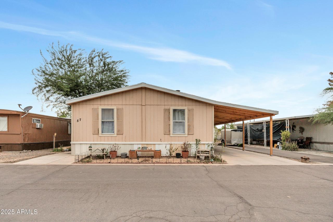 1105 N 8th Rd., Avondale, AZ 85323
