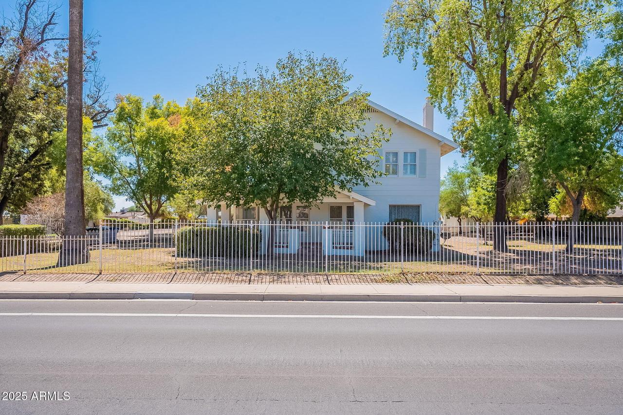 2353 E Brown Rd., Mesa, AZ 85213