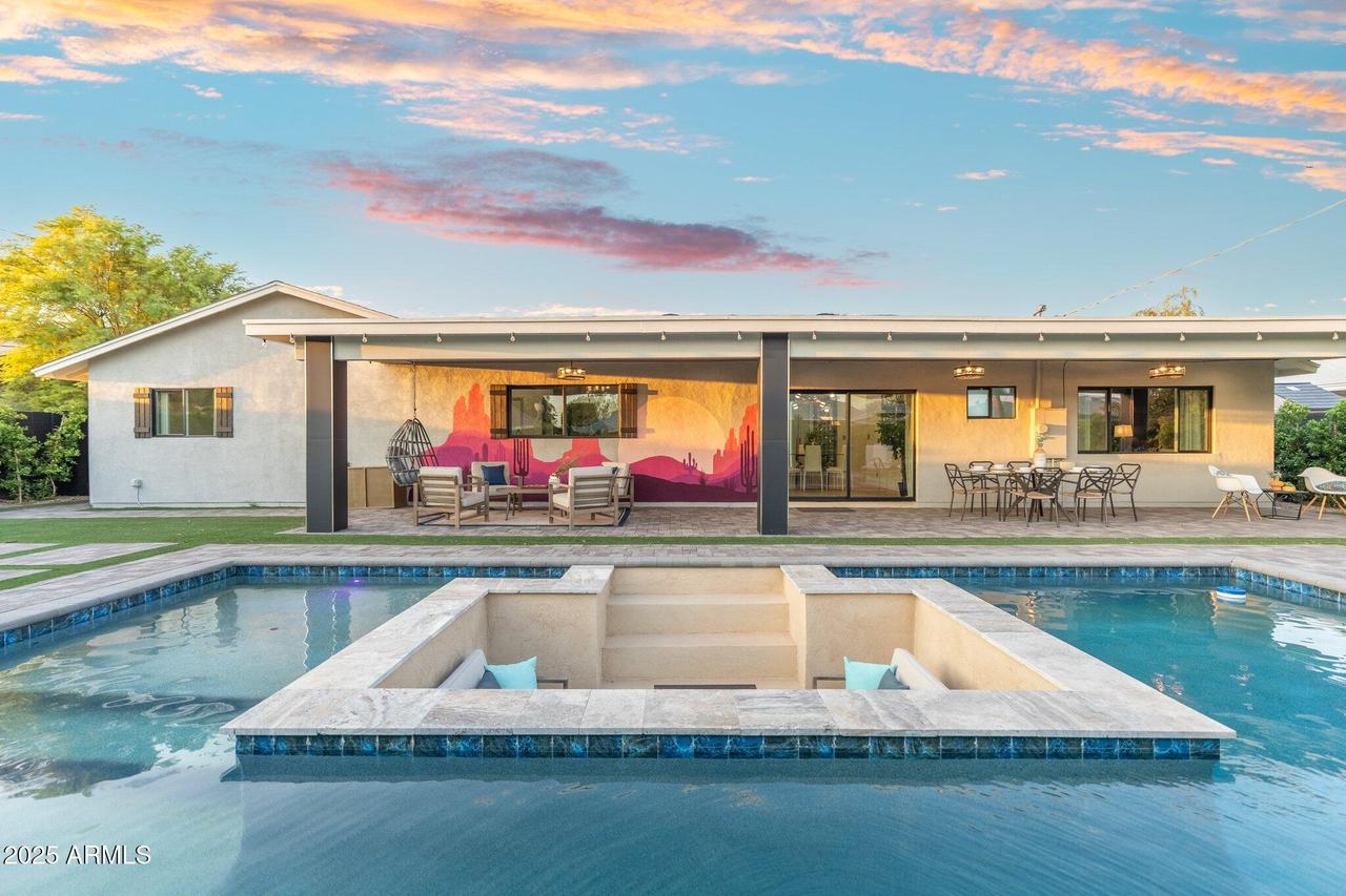 8301 E Sheridan St., Scottsdale, AZ 85257